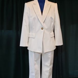Pant Suit
